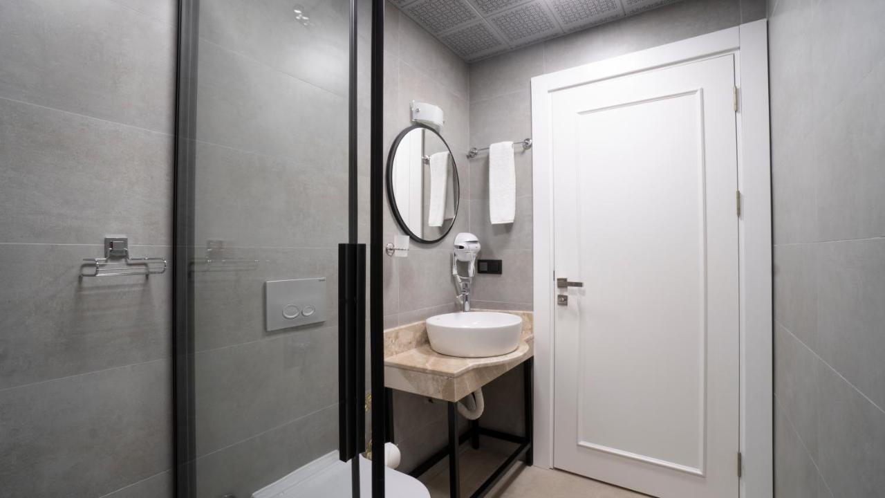Estera Hotel Silent 安塔利亚 外观 照片