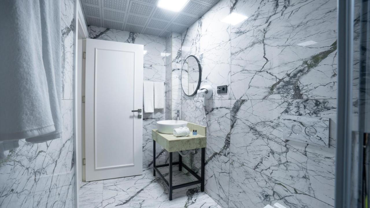 Estera Hotel Silent 安塔利亚 外观 照片